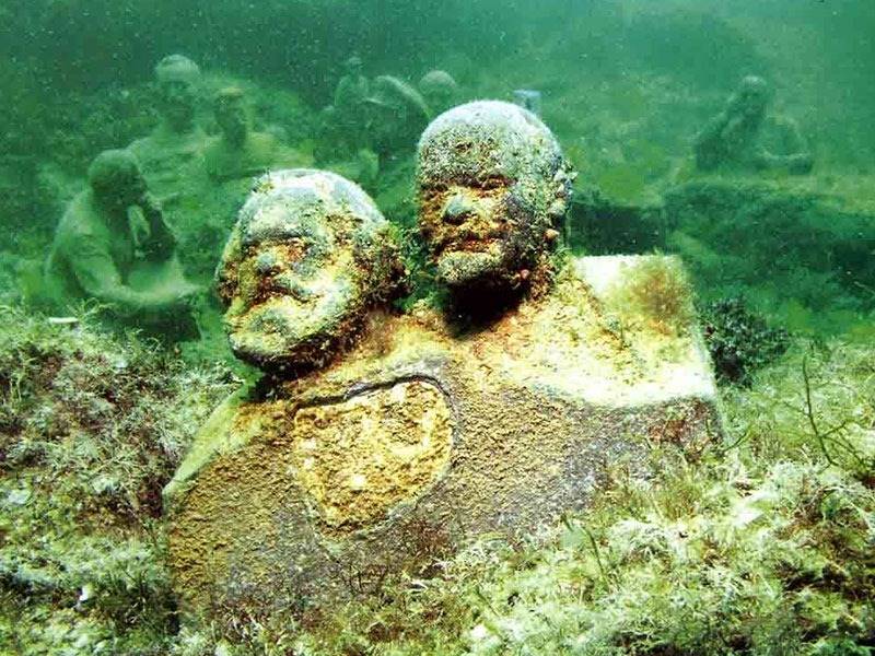 estatuas-subaquatica-da-Crimeia-07