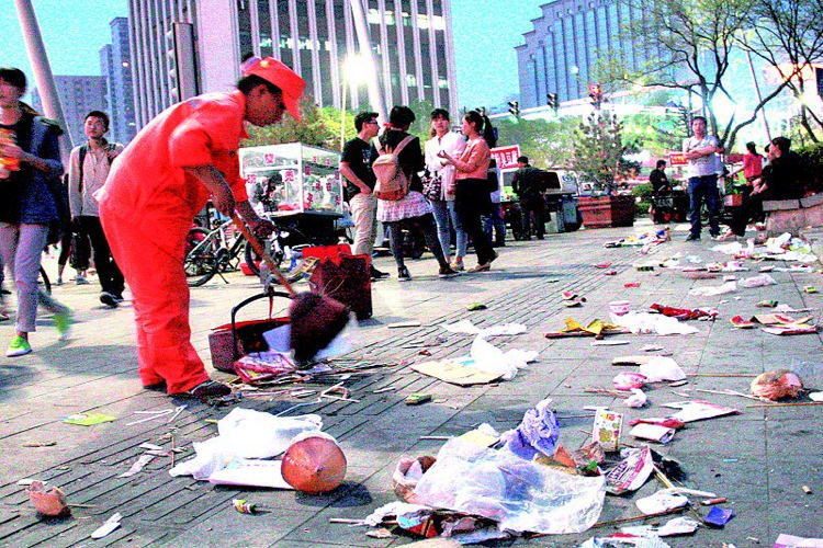 lixo-nas-ruas-da-China_04