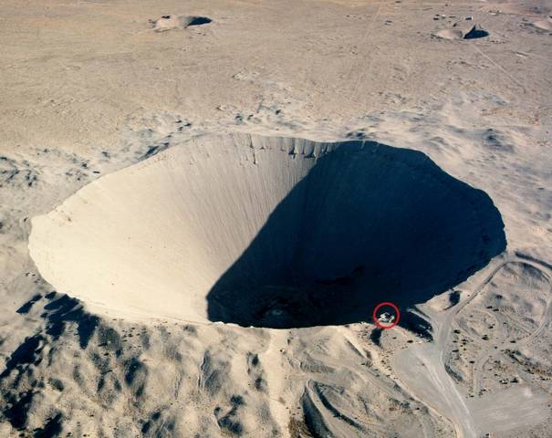 maior-cratera-artificial-do-mundo_04