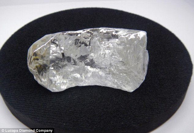 maior-diamante-da-Angola-com-404-quilates