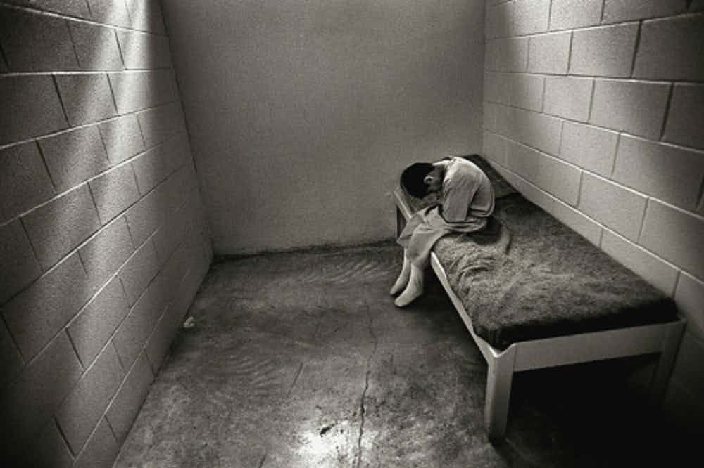 15-imagens-perturbadoras-tiradas-em-prisões-ao-redor-do-mundo-03