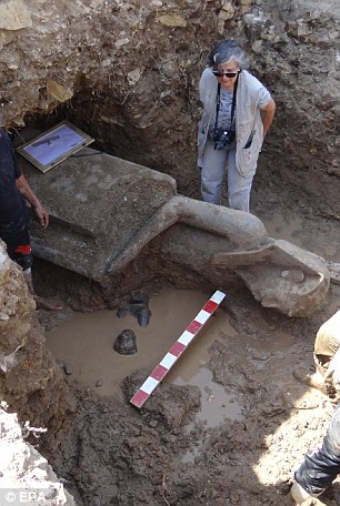 archaeological_mission_in_Egypt3