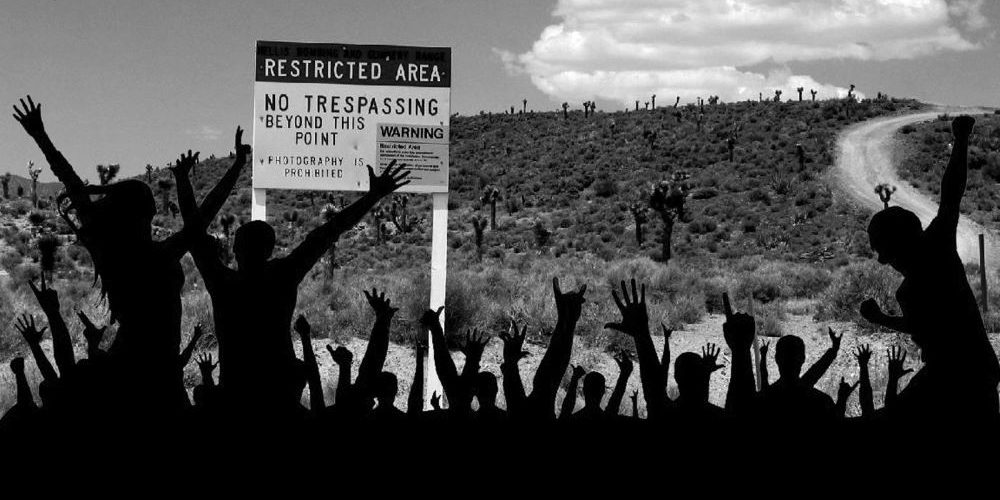 Pessoas querem invadir a Area 51 para descobrir alienígenas